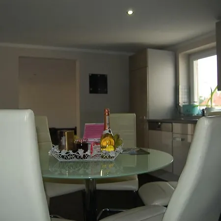 Lägenhet Ferienwohnung Waren (Mueritz)